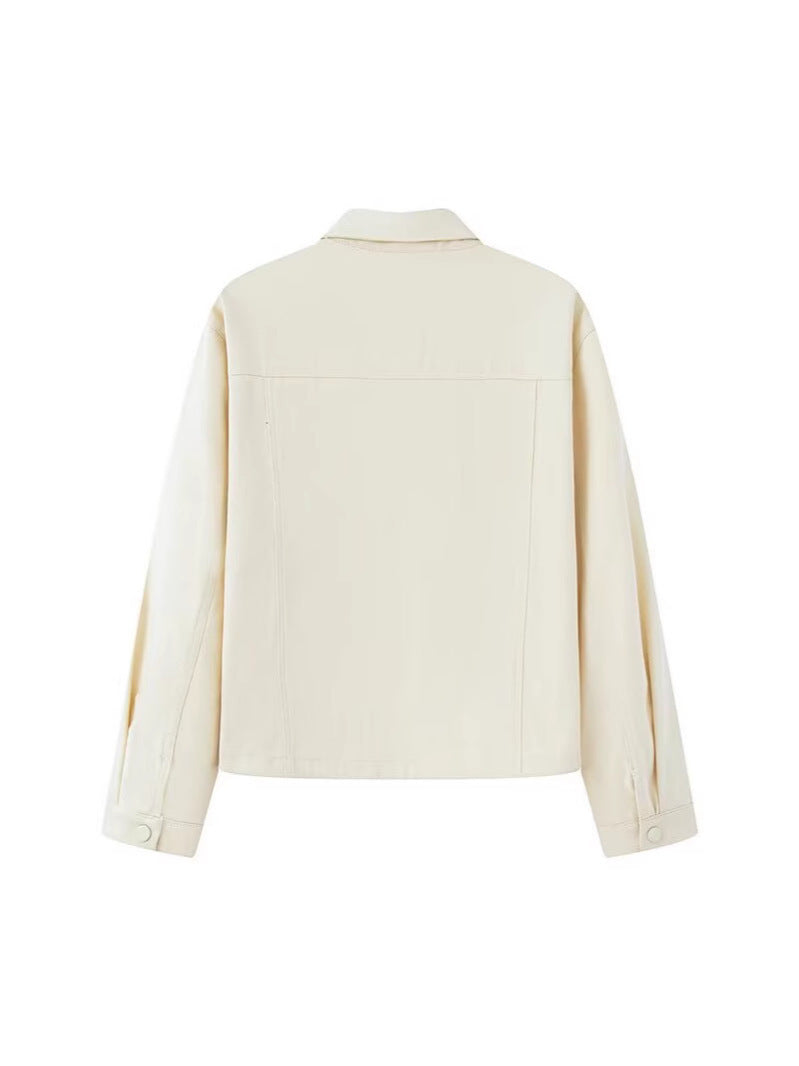 Trendy utility jacket for ladies with large pockets and fashionable cut Lune London
