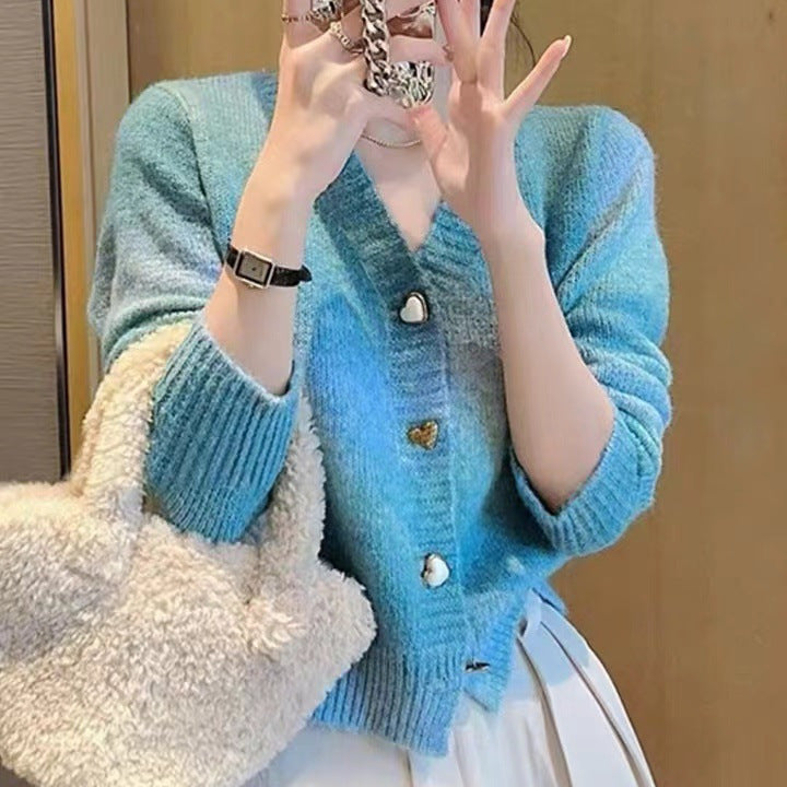 Cardigan pour femmes avec dégradé et boutons en forme de cœur Chic & Stil