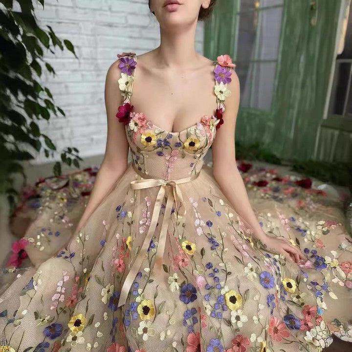 Women's Flower Embroidered Tulle Dress with Waist Belt and A-Line Silhouette Lune London