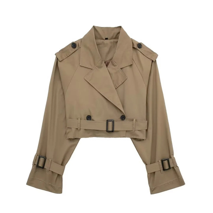 Fashionable short trench coat for women with an elegant design and stylish details Lune London