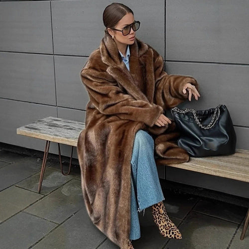 Women’s Faux Fur Coat – Elegant & Luxurious | Lune London