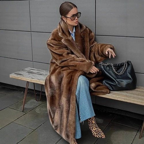 Women’s Luxury Faux Fur Coat with Elegant Fit & Warm Lining | Lune London