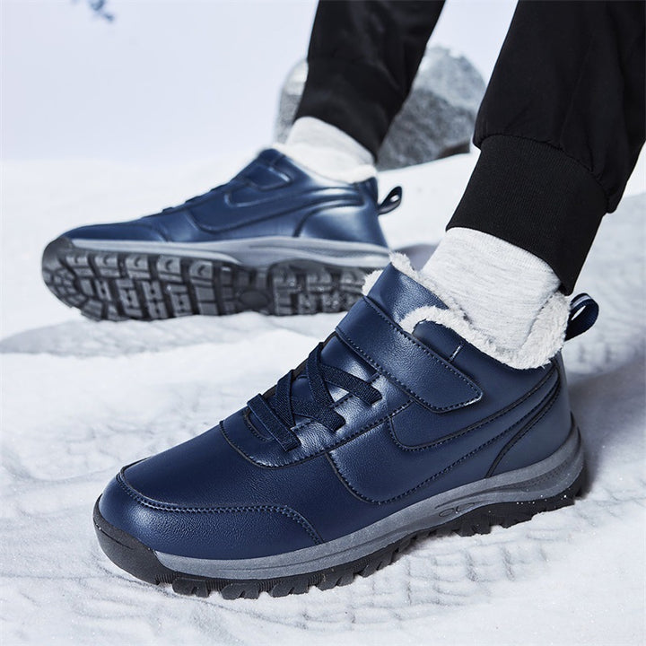 Women's winter booties, lined with warm, with non-slip sole and adjustable Velcro closure Lune London