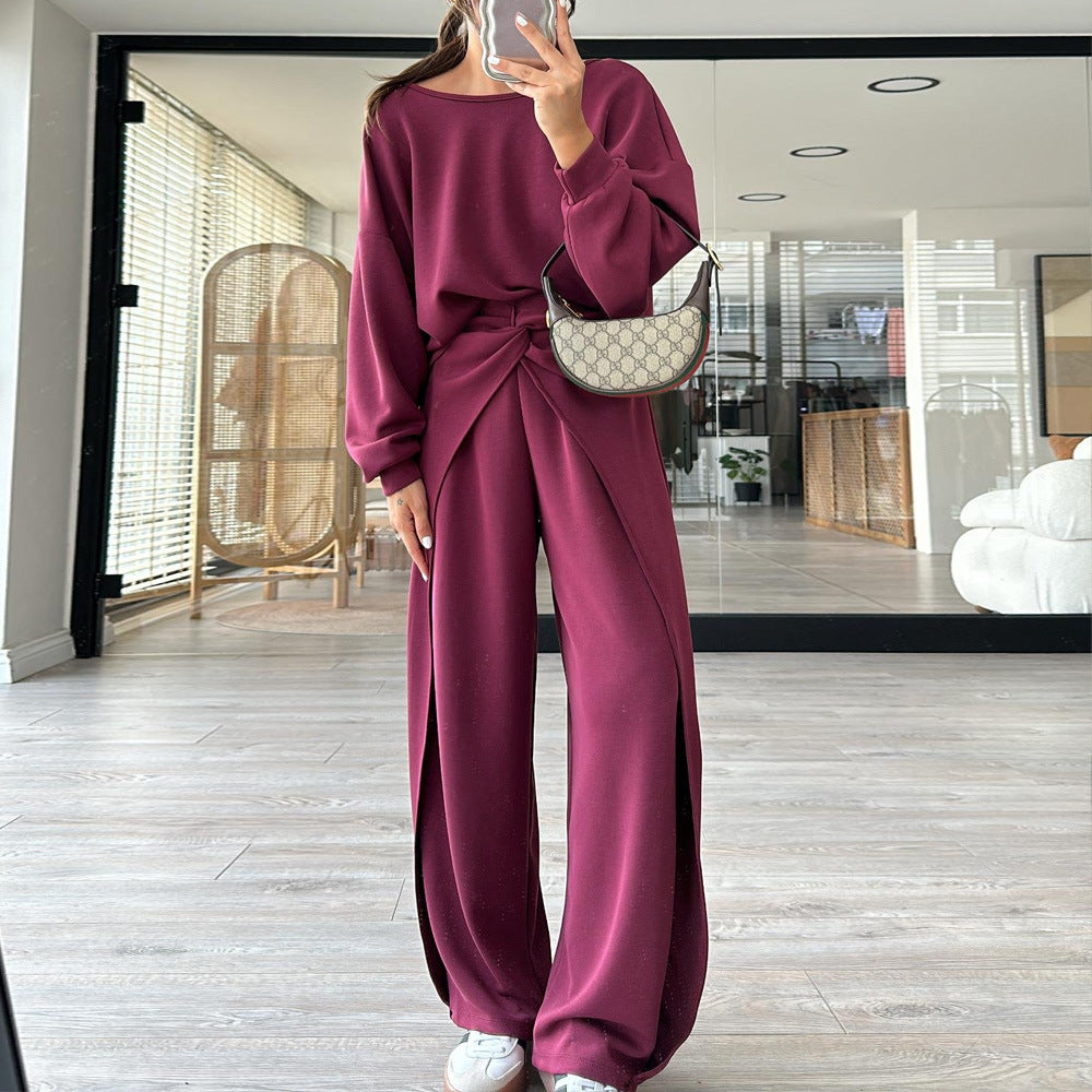 Women’s set with an elegant crepe design and a loose fit Lune London