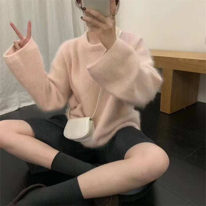 Women's sweater in soft and fluffy material Lune London