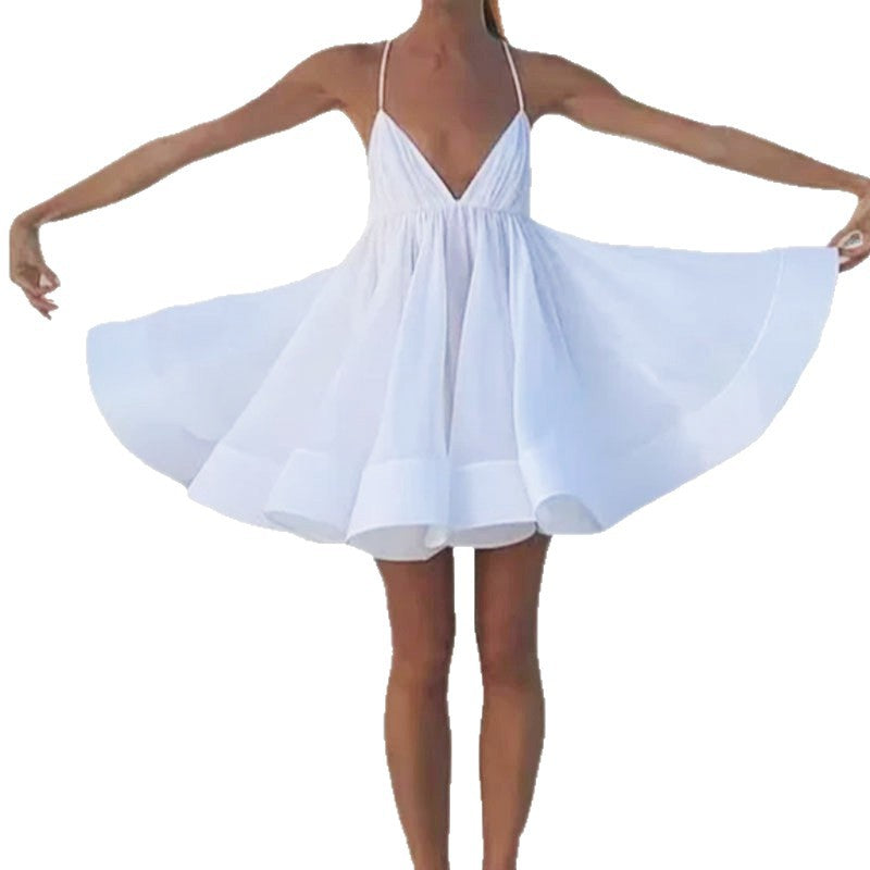 Robe décontractée d'été pour femmes avec décolleté en V profond et jupe évasée Chic & Stil