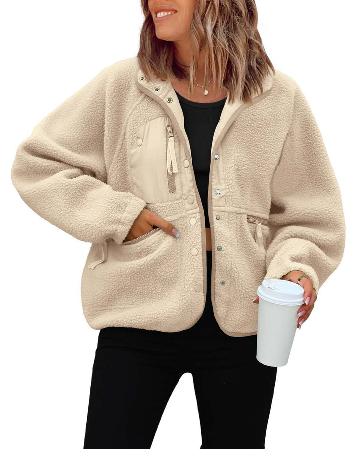 Ladies cozy fleece jacket with practical pockets Lune London