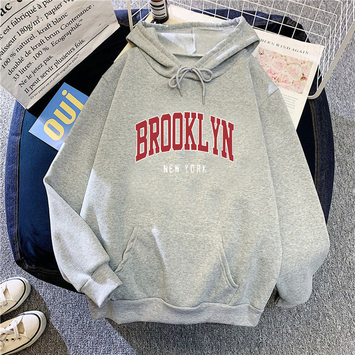 Women's hoodie with trendy Brooklyn print Chic & Stil