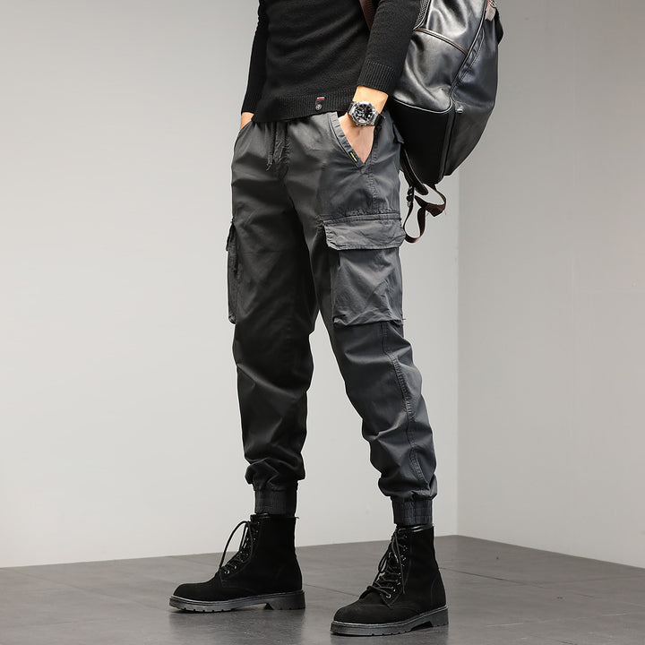 Men's cargo pants with elastic waistband and practical side pockets Lune London