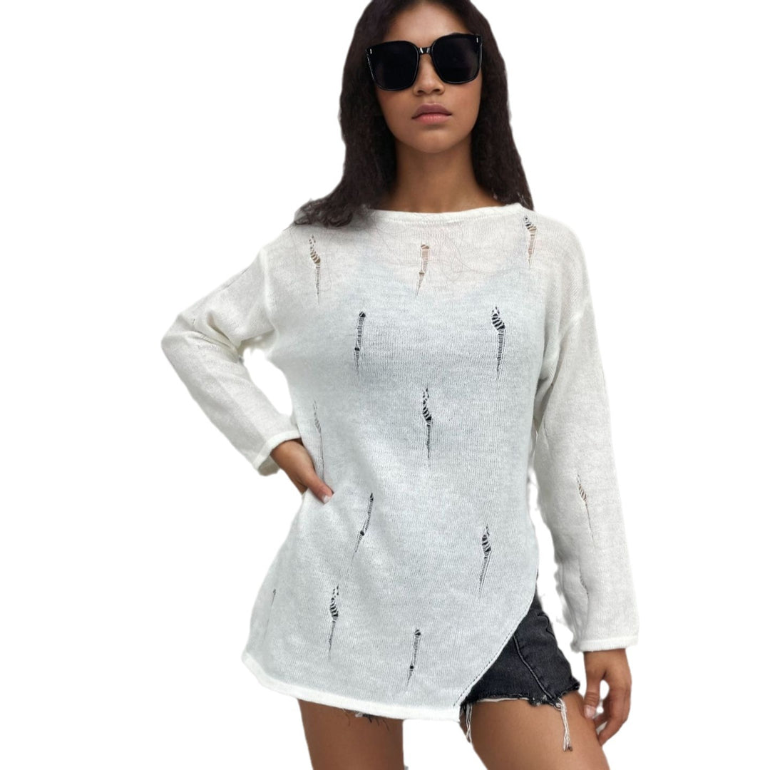 Casual sweater for women with trendy fringes Lune London