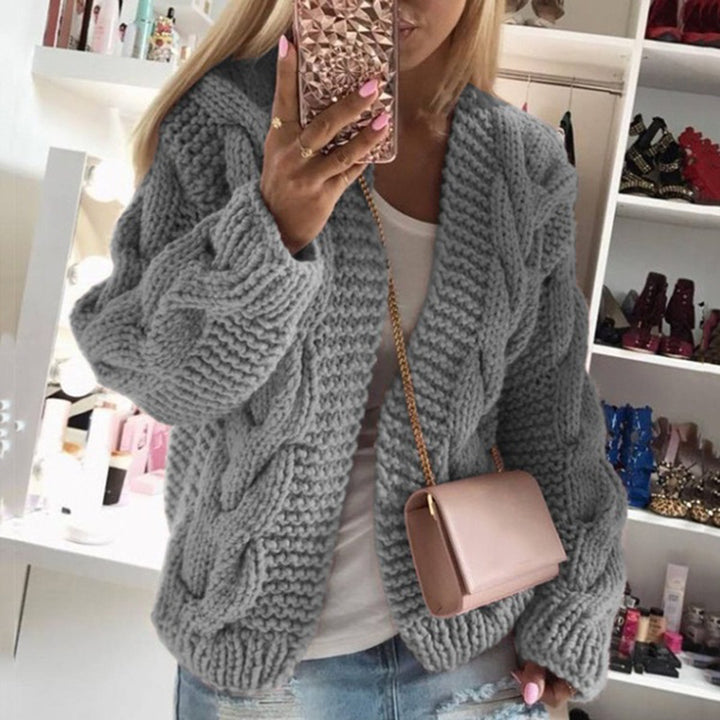 Ladies cardigan with a striking braid design and an oversized cut Lune London