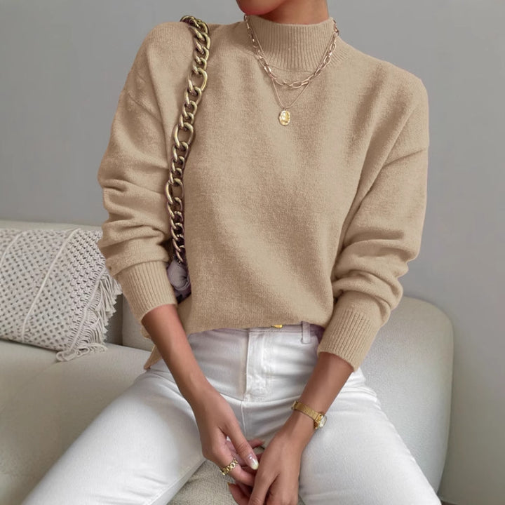 Sweater pour femmes avec col montant et matériau doux Chic & Stil