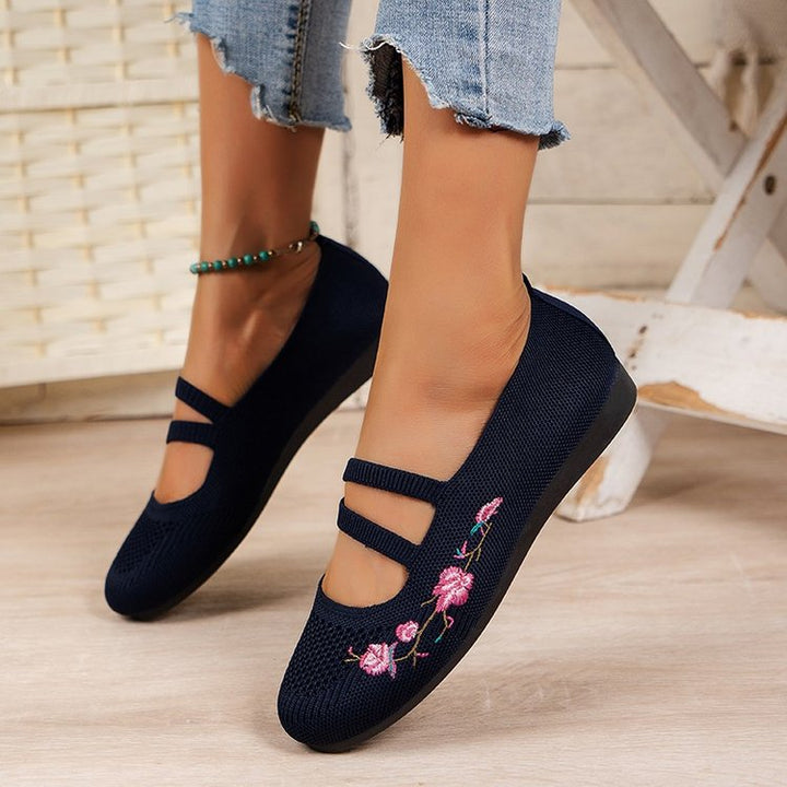 Comfortable ballerinas for ladies with floral embroidery Lune London