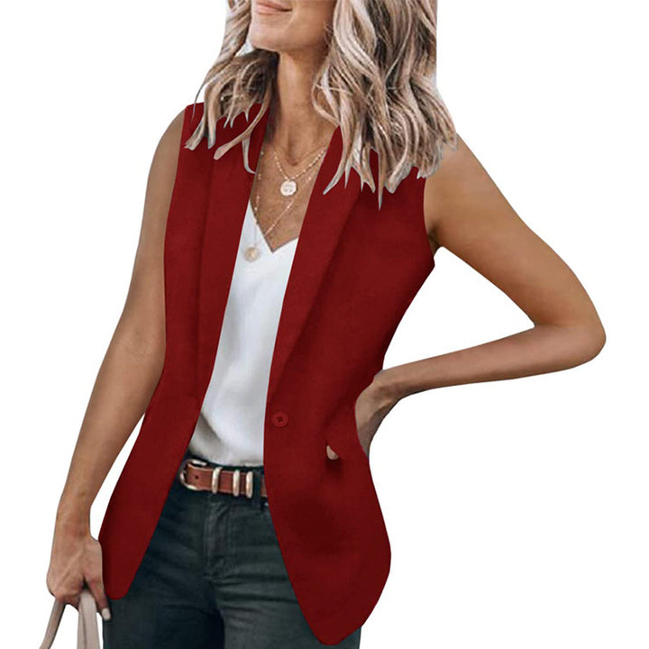 Sleeveless blazer for women with a modern style and deep pockets Lune London