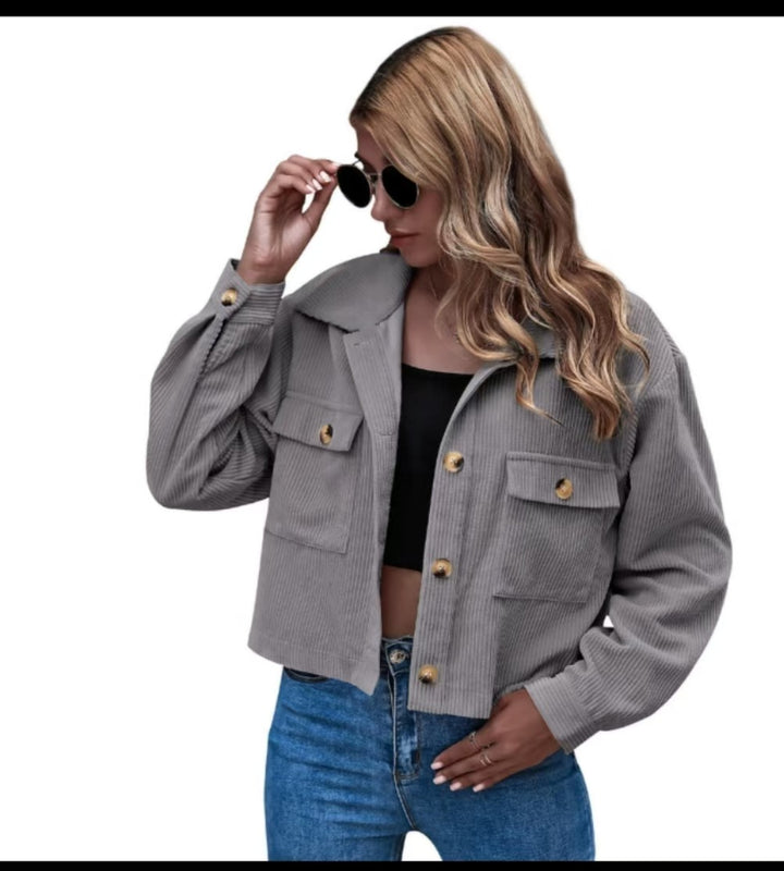 Short women's jacket with rib structure and functional chest pockets Lune London