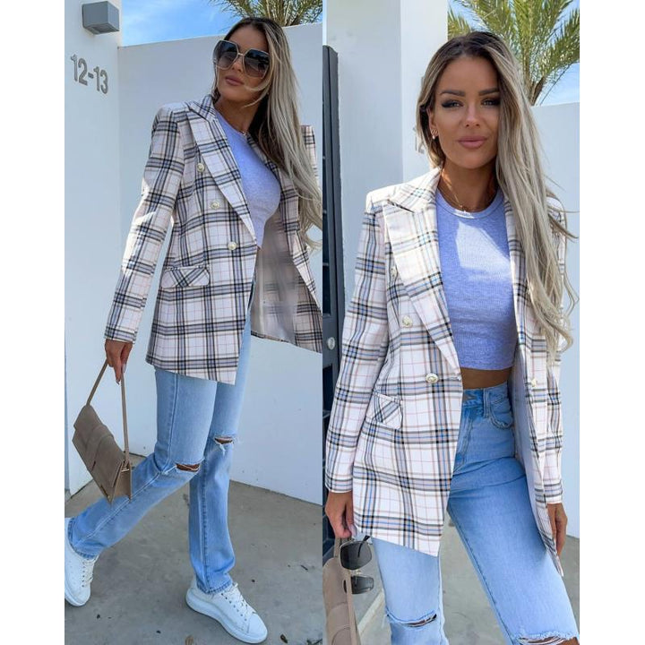 Plaid women's blazer with double-breasted buttons and stylish details Lune London