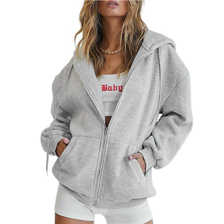 Ladies oversized hoodie sweatshirt with zipper closure and practical side pockets Lune London