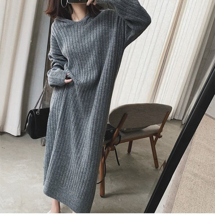 Knitted dress for women with an elegant ribbed design and an oversized fit Lune London