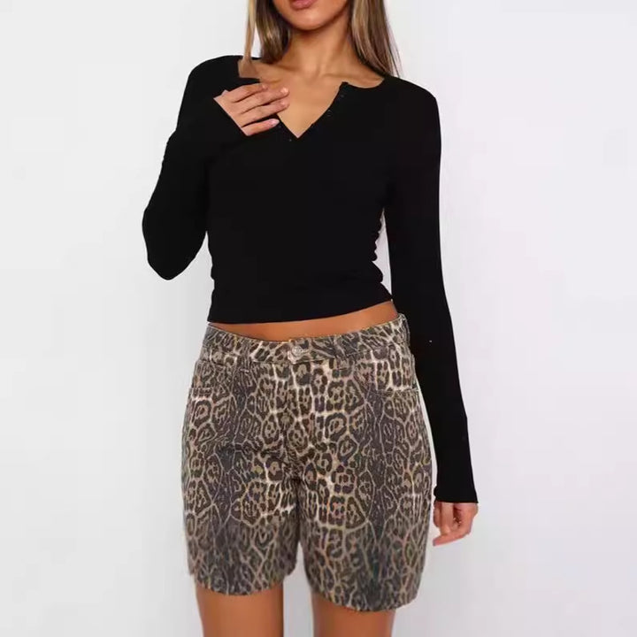 Long sleeve blouse for women with button details and fitted cut Lune London