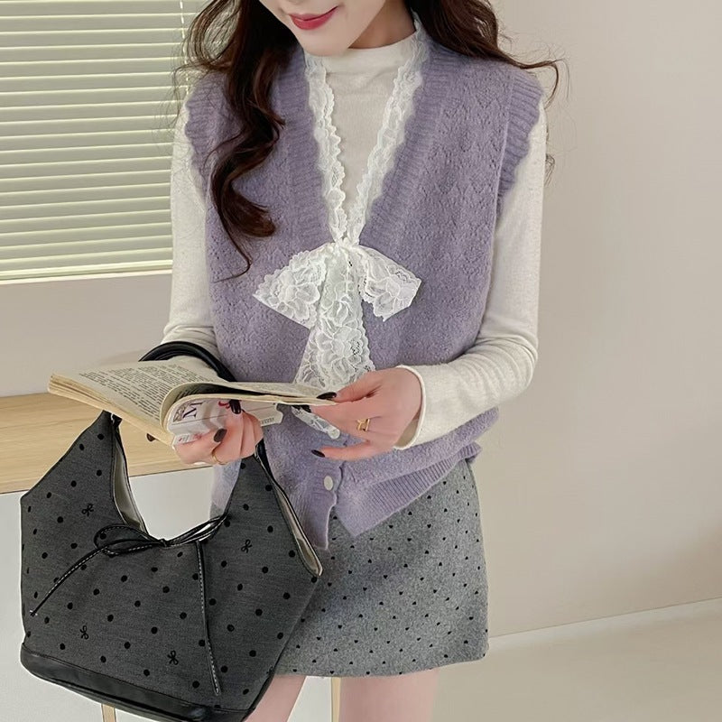 Gilet en tricot pour femmes avec détails de volants romantiques Chic & Stil