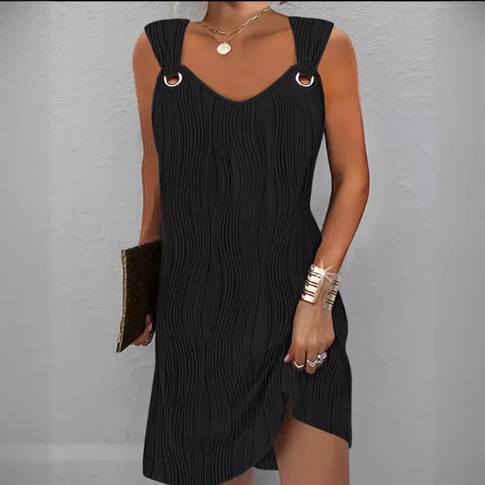 Summer wrap dress for women with elegant details on the straps and a side slit Lune London