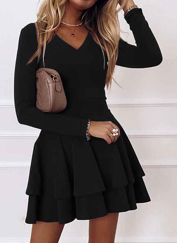Women's V-Neck Dress with Voluminous Skirt and Long Sleeves Lune London