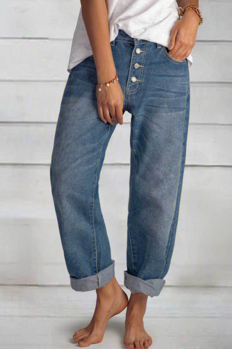 Women Denim Relaxed Fit Button Closure Jeans Lune London