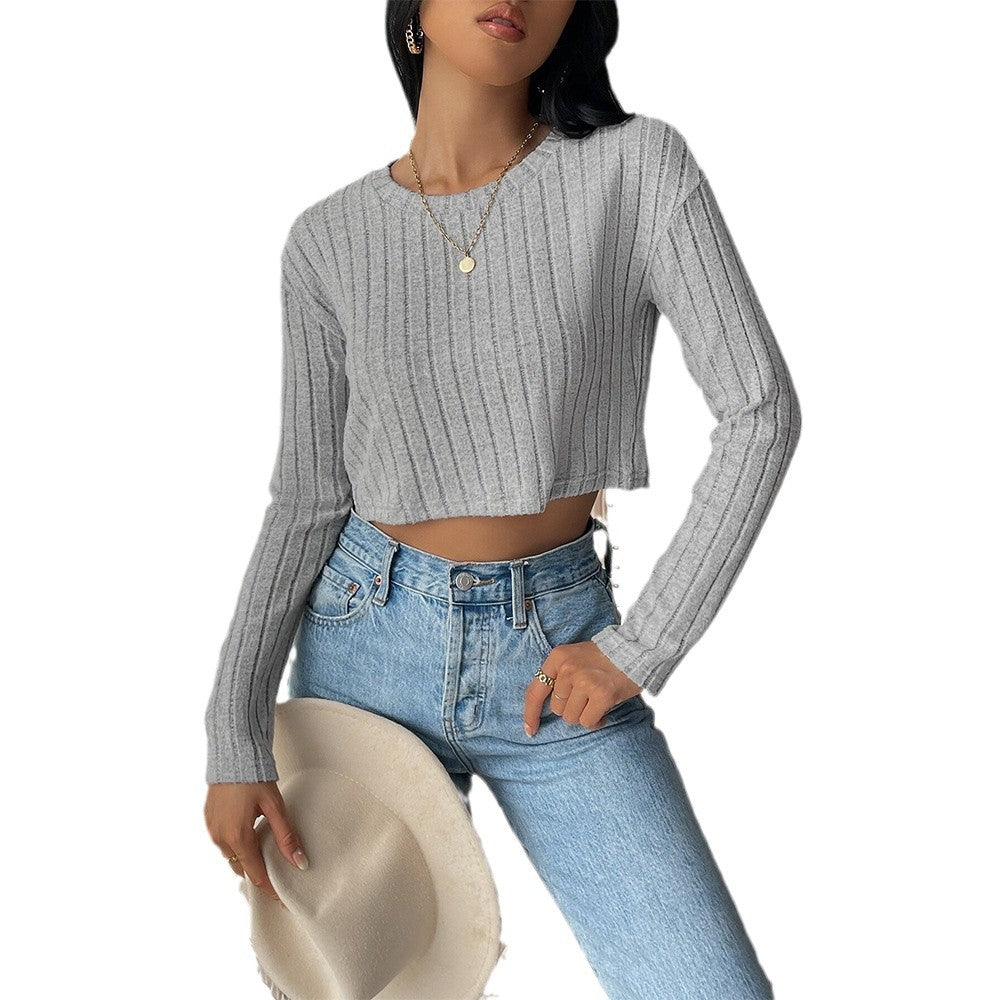 Pull court pour femmes avec une fine texture côtelée et des manches longues Chic & Stil