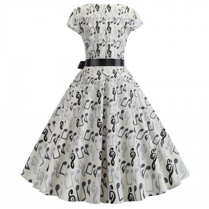 Robe Rockabilly pour femmes avec motif musical et design ajusté Chic & Stil