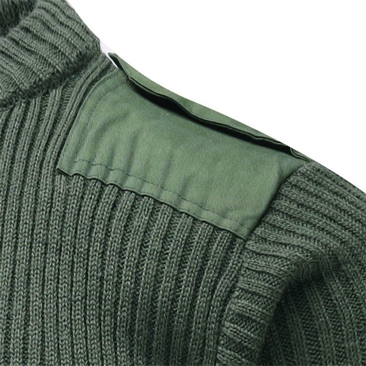 Knit sweater for men with V-neck and decorative details on the shoulders Lune London