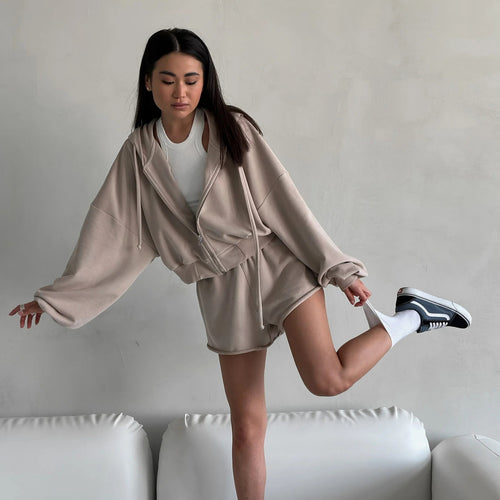 Casual sweatshirt set for women with surplus fabric and high collar Lune London