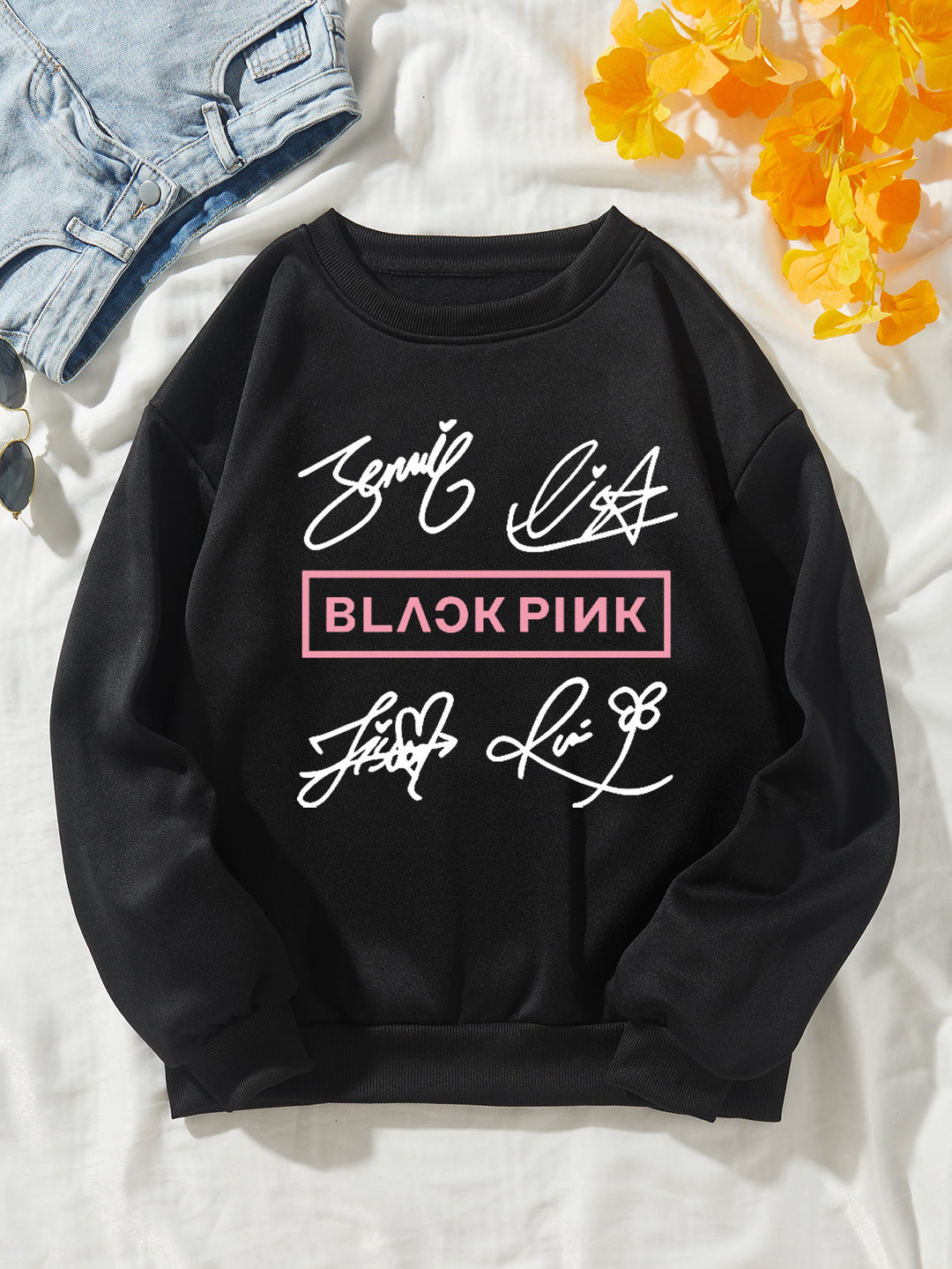 Women's casual sweatshirt with creative signature motif Chic & Stil