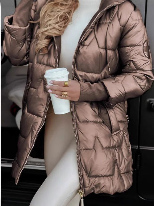 Modern and warm quilted jacket for women with hood Lune London