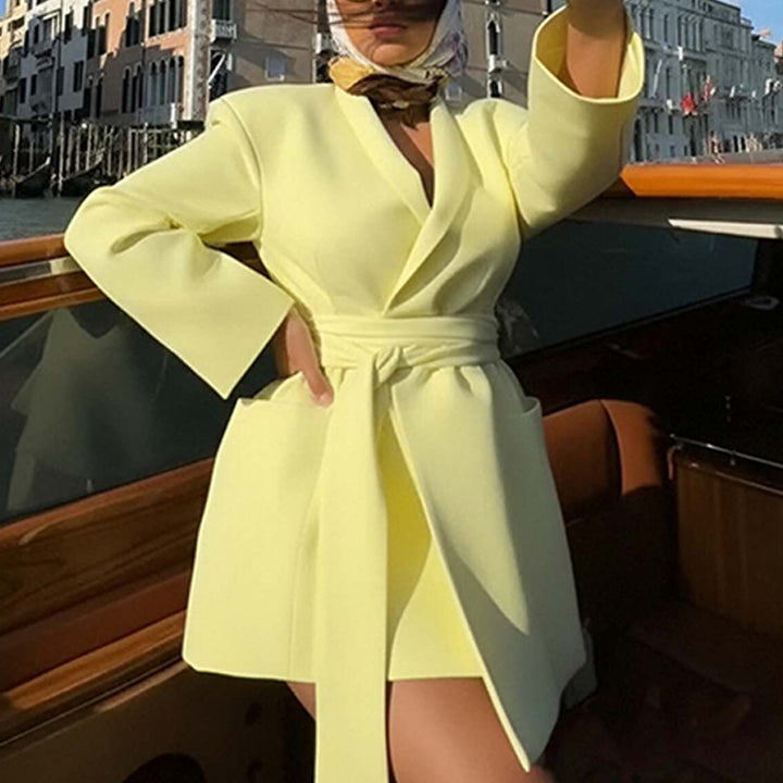Veste d'été élégante pour femmes avec ceinture à nouer et poches pratiques Chic & Stil