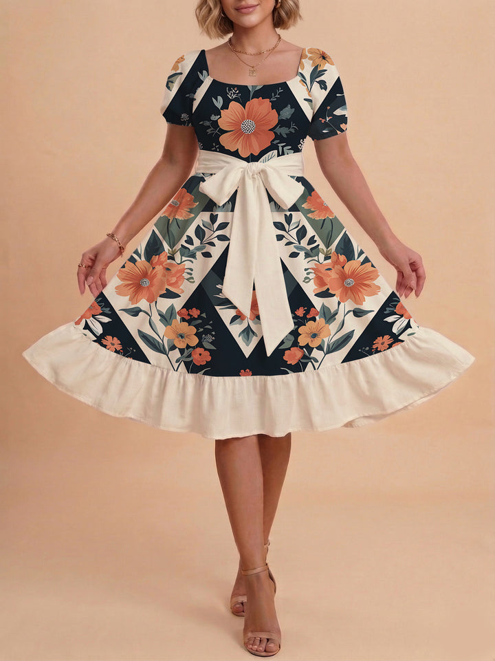 Women's dress with tailored fit and playful floral pattern Lune London