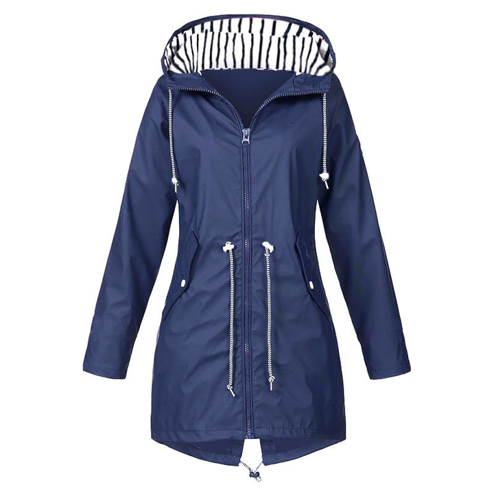 Water-resistant leisure jacket for women with adjustable hood collar and functional pockets Lune London
