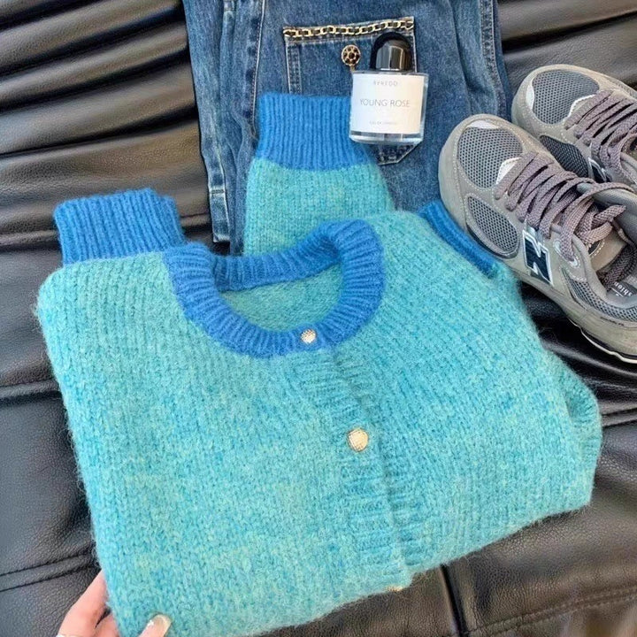 Cardigan doux pour femmes avec boutons luxueux et poignets contrastés Chic & Stil