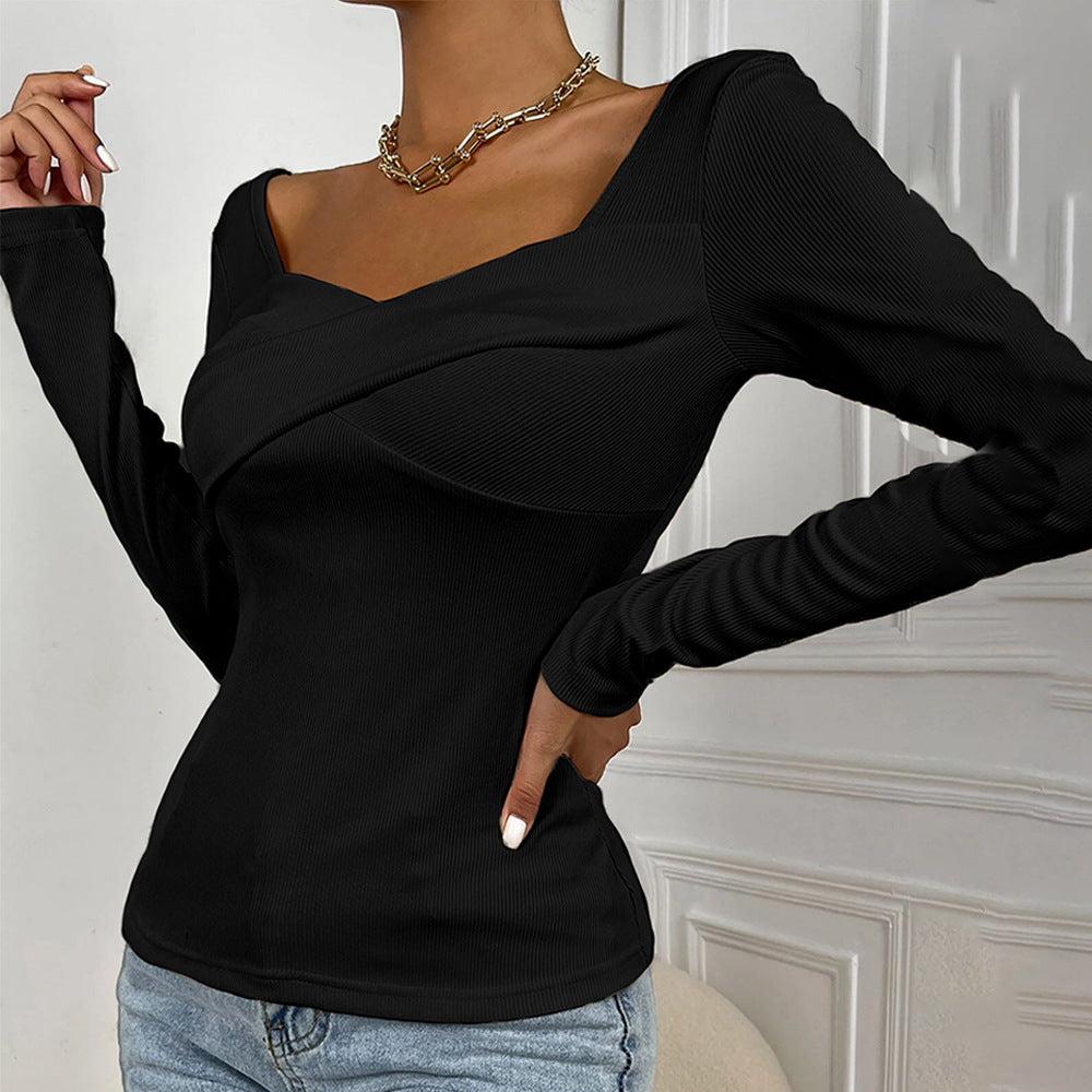 Bodysuit pour femmes à manches longues avec design enveloppant décoratif Chic & Stil