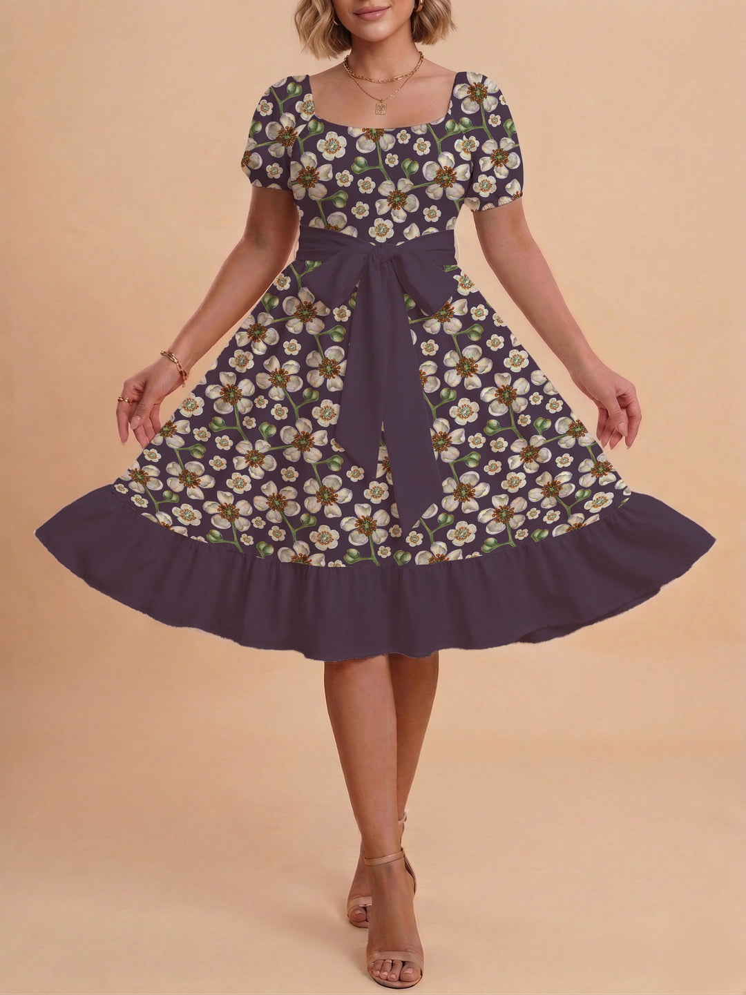 Women's floral dress with adjustable belt and voluminous sleeves Lune London