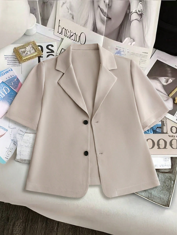 Short sleeve blazer jacket for women in lightweight material Lune London