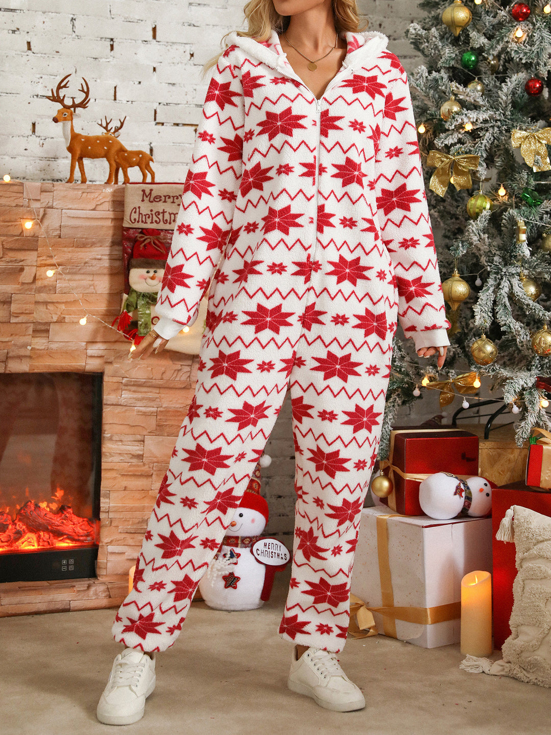 Ladies Cozy Jumpsuit with Chic Festive Pattern and Style