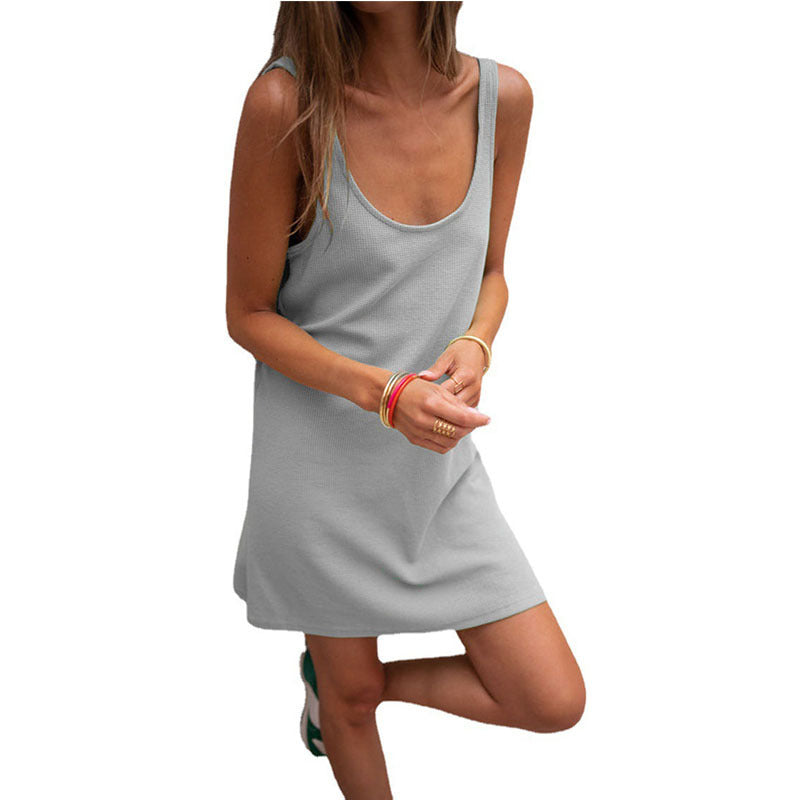 Casual summer dress for women with plunging neckline and light fabric Lune London