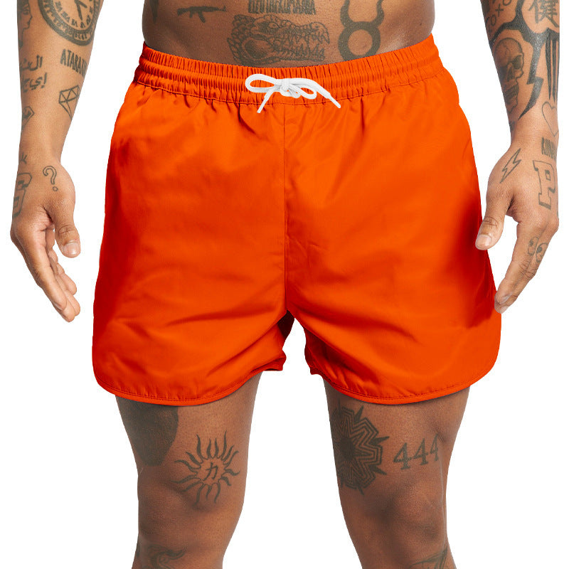 Shorts de bain pour hommes avec taille élastique et poches latérales pratiques Lune London