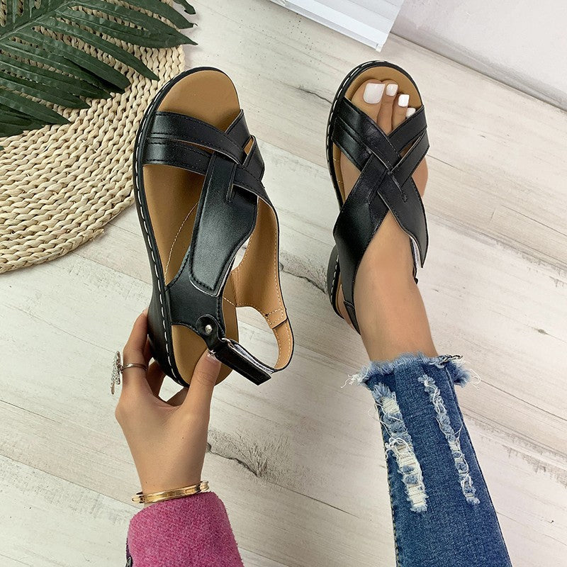 Comfortable strap sandals for women with anatomical sole Lune London
