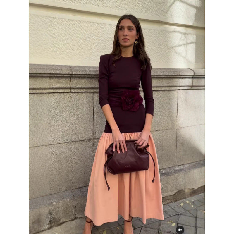 Elegant dress for ladies with contrasting details Lune London