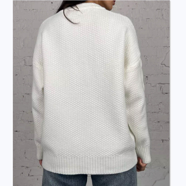 Oversized knitted sweater for women with cable knit pattern Lune London