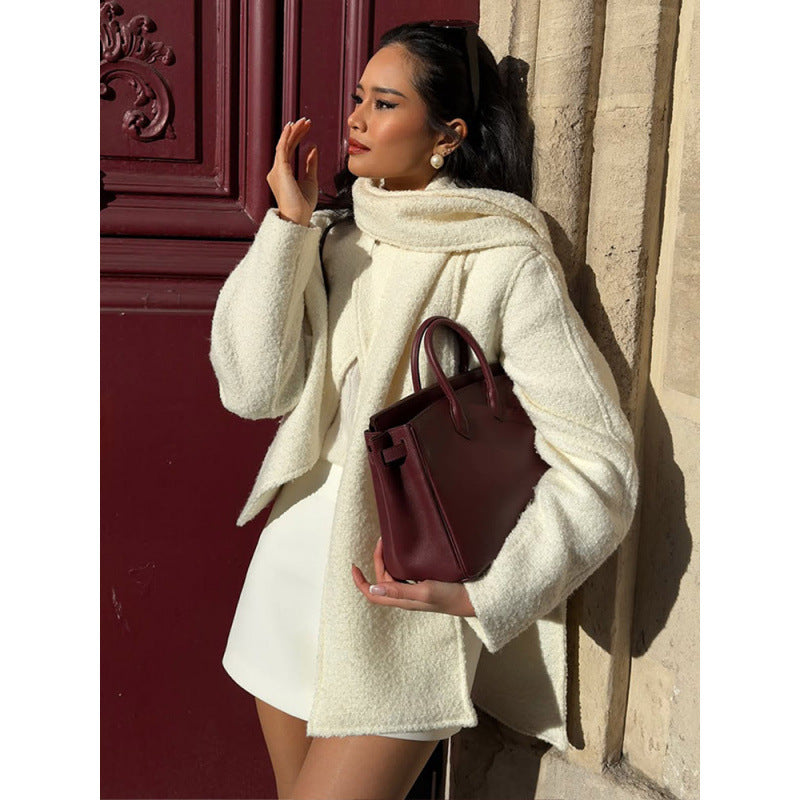 Casual knit jacket for women with a modern fit and voluminous sleeves Lune London