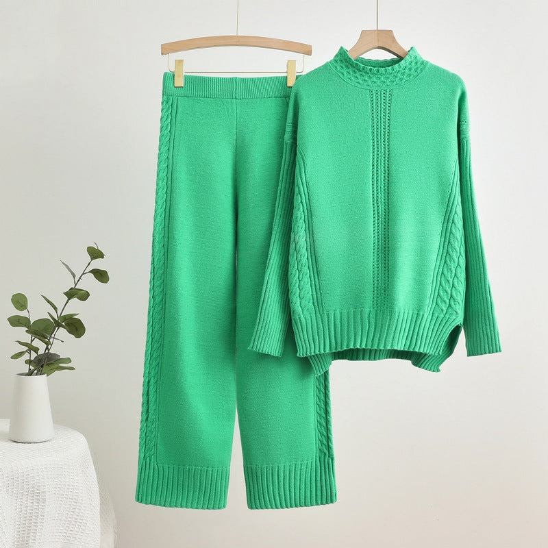 Comfortable knitted loungewear set for ladies with high cuffs and decorative braid patterns Lune London