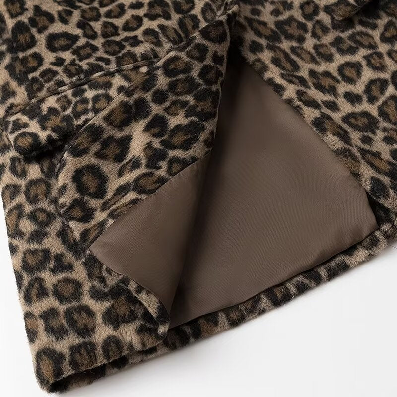 Elegant leopard blazer jacket for women Lune London