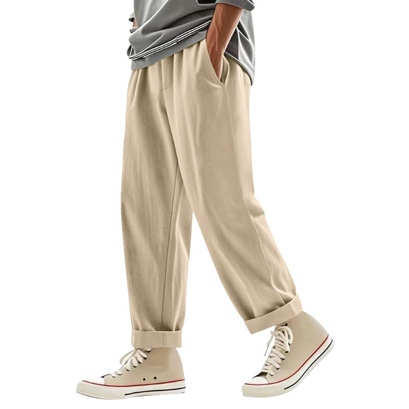 Casual pants for men with elegant pleats and a comfortable fit Lune London